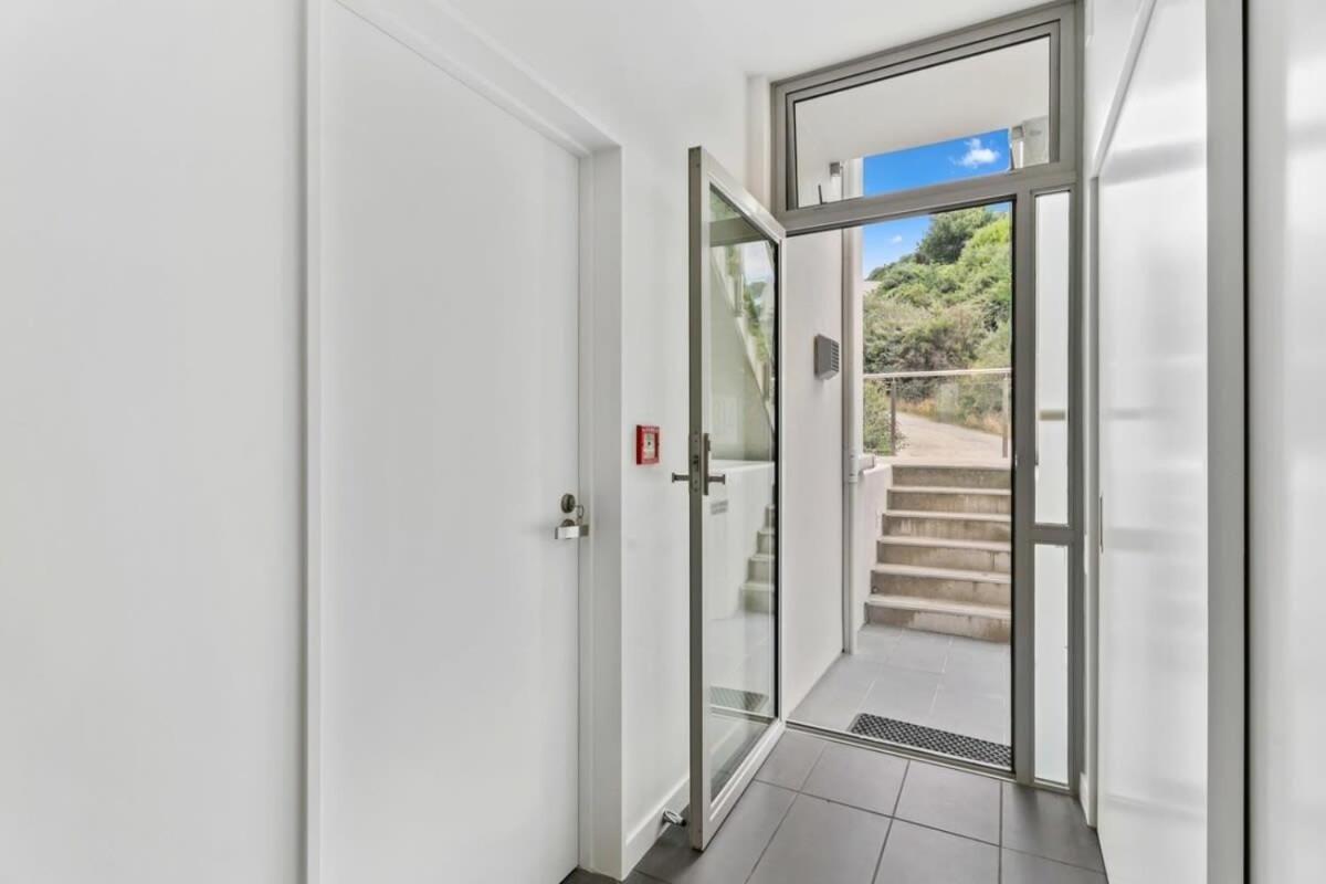Tranquil Modern Studio Queenstown Exterior photo